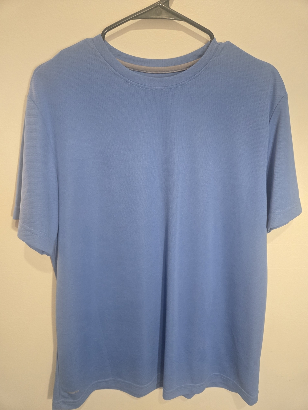 Athletic Works DriWorks Men’s Blue Breathable Crew Neck Active T-Shirt L